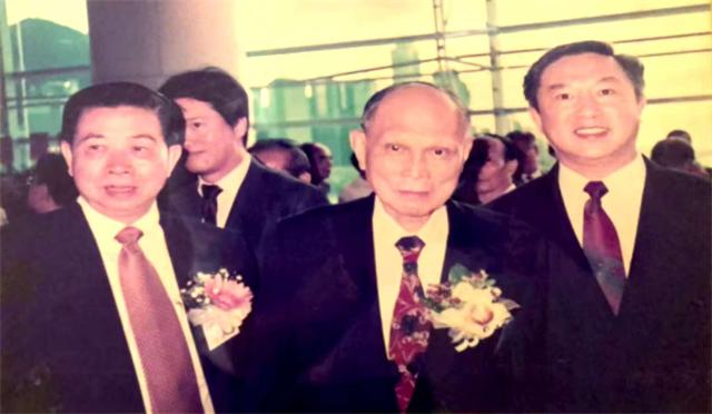 微信图片_20251008105703_37_18.jpg