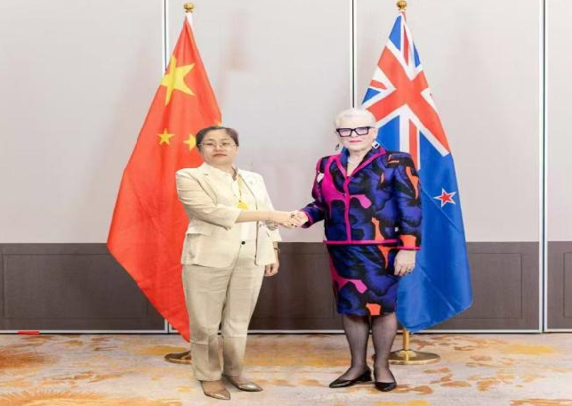 微信图片_20251213191205_25_13.png 微信图片_20251213191205_25_13.png